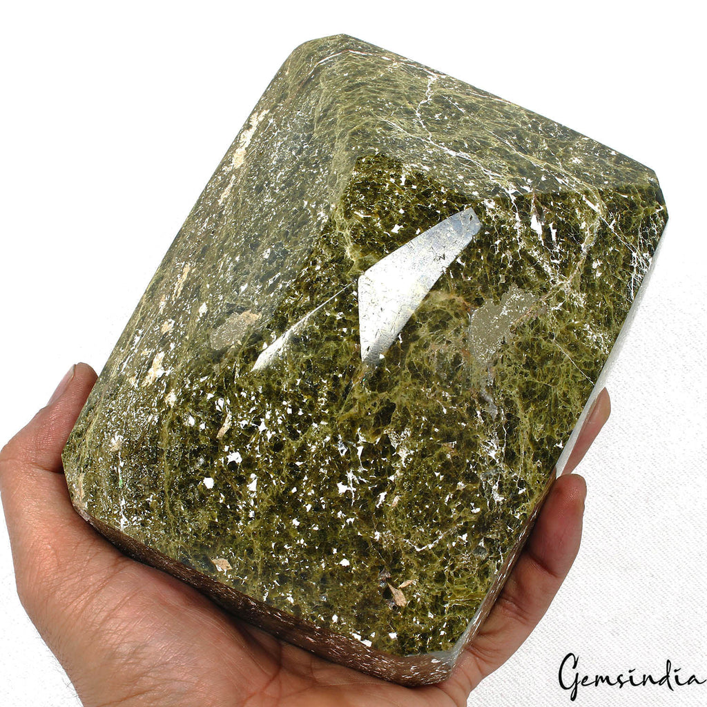 3.8 kilo Natural Serpentine Gemstone Massive Octagon Cut Polished Green Specimen