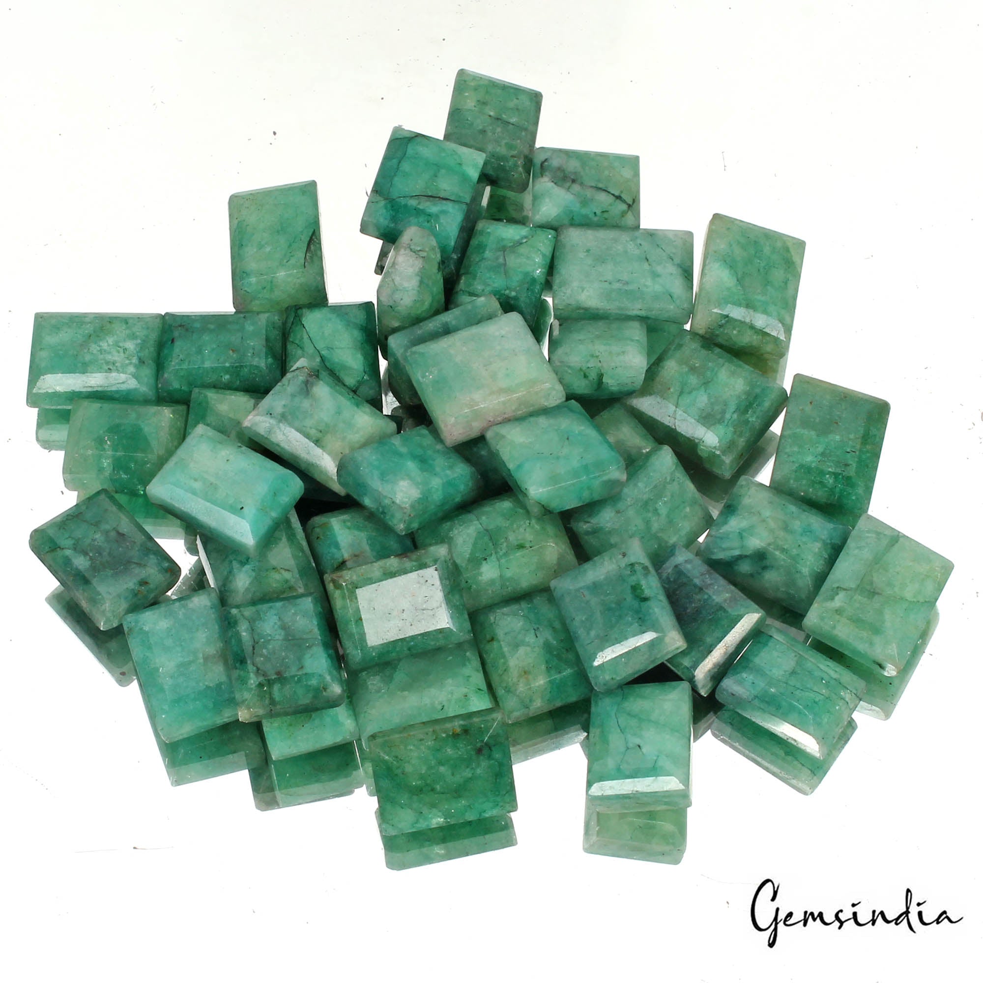 Emerald Lot, Loose Gemstone, Color Enhanced, Green — 44 Pieces, 15mm to 19mm, 820 Ct, Brazil