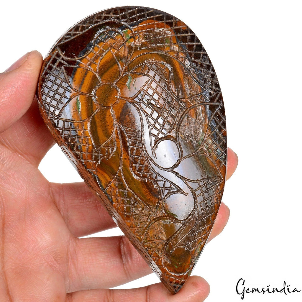Tiger Eye Carving, Untreated, Brown — 109 x 65 x 30mm, 1680 Ct