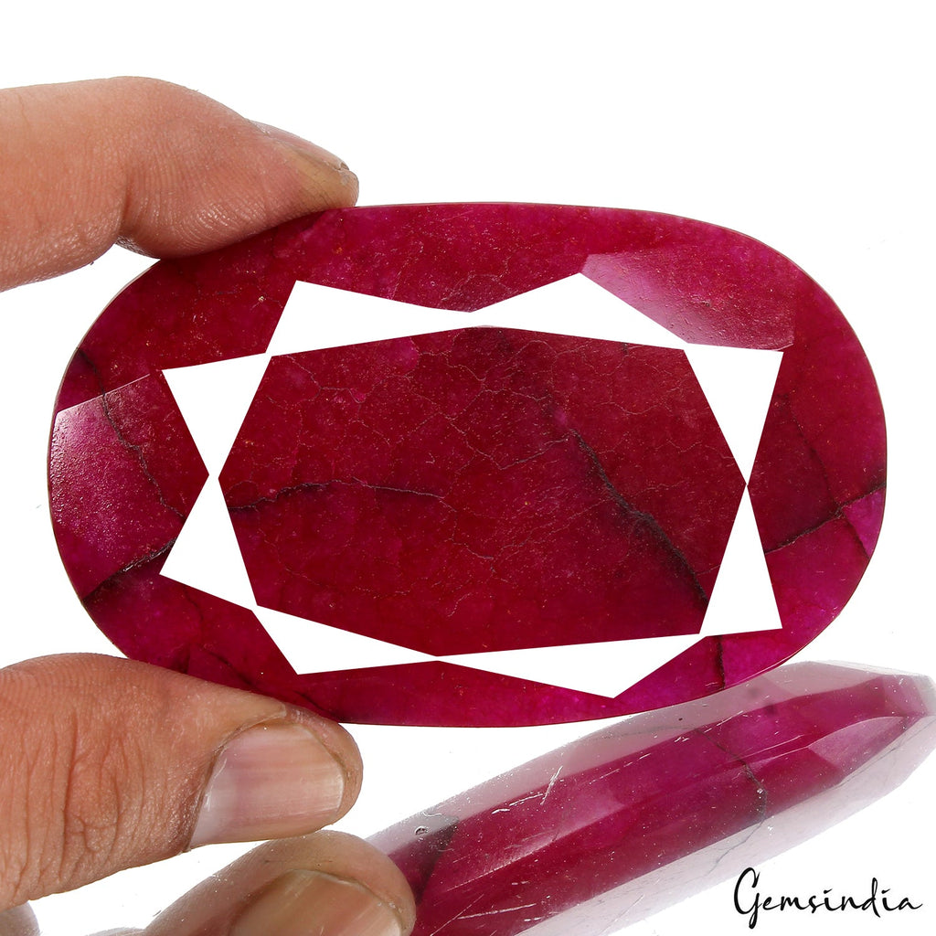 550 Carats Natural Eye Catching Pink Red Quartz Oval Faceted Cut Huge Loose Gem