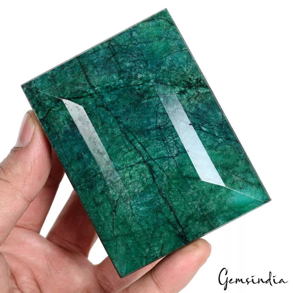 3340Ct Natural Huge Green Emerald Earth-Mined Museum Size Baguette Cut Gemstone