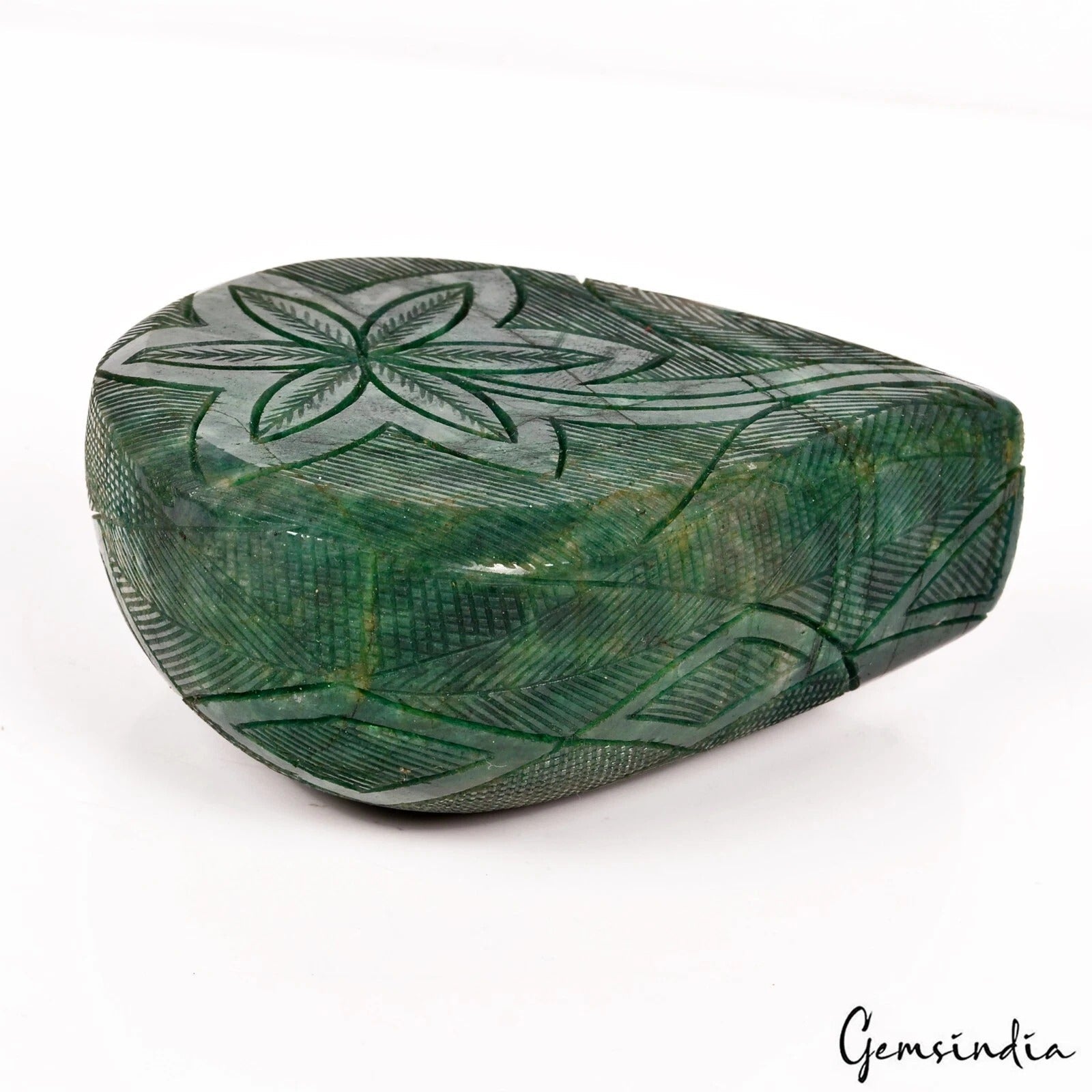 3530 Ct Natural Green Brazilian Emerald Pear Carving Large Size Earth Mined Gem