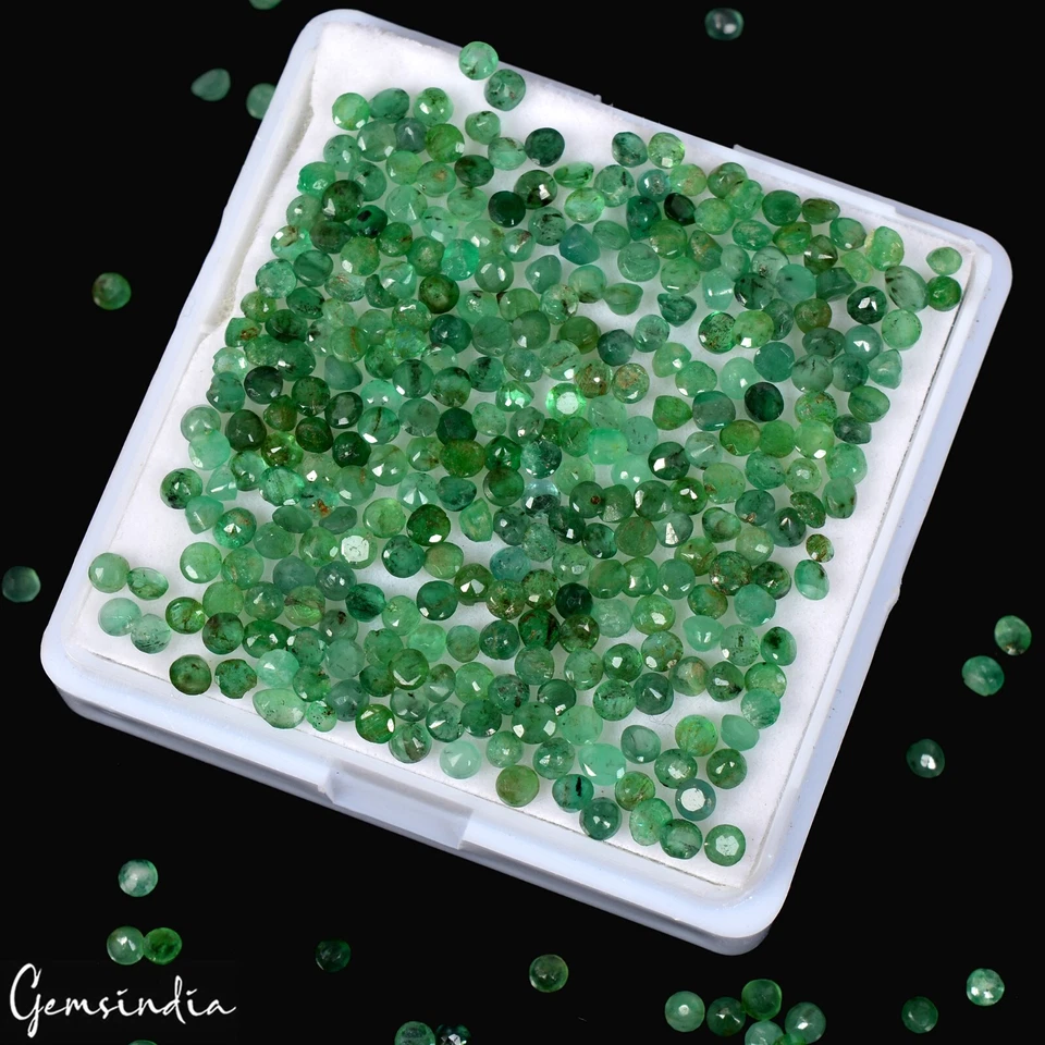 Emerald Lot, Loose Gemstone, Untreated, Green — 330 Pieces, 1mm to 3mm, 19.60 Ct, Colombia