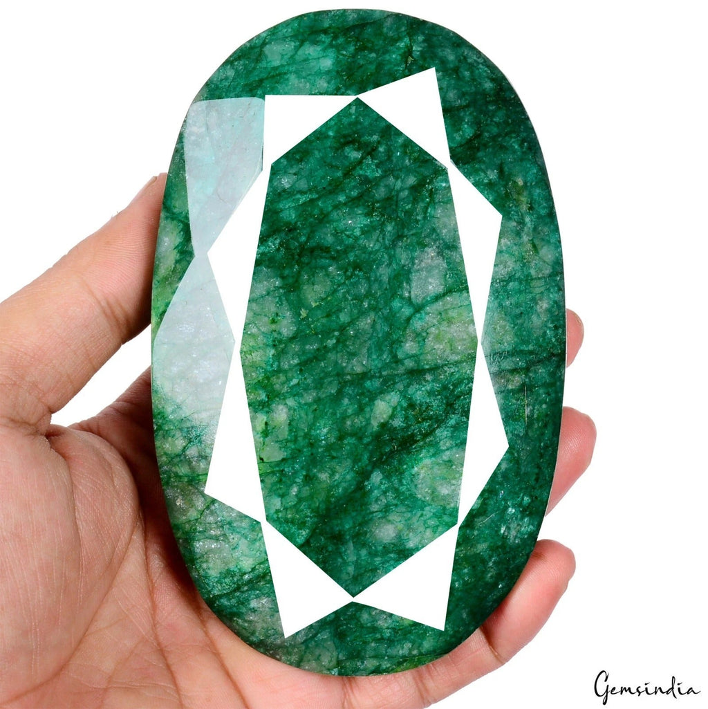 Certified 3300 Cts Natural Brazilian Green Emerald Oval Cut Huge Museum Size Gem