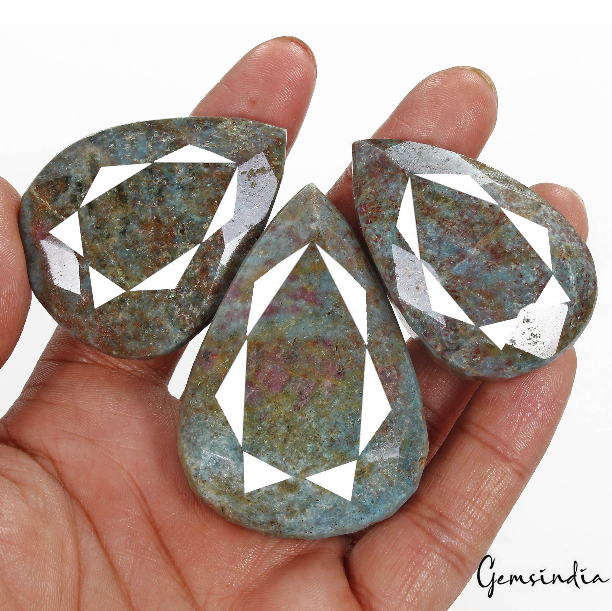 Ruby Kyanite Loose Gemstone, Untreated — 50mm to 60mm, 1170 Ct, Madagascar