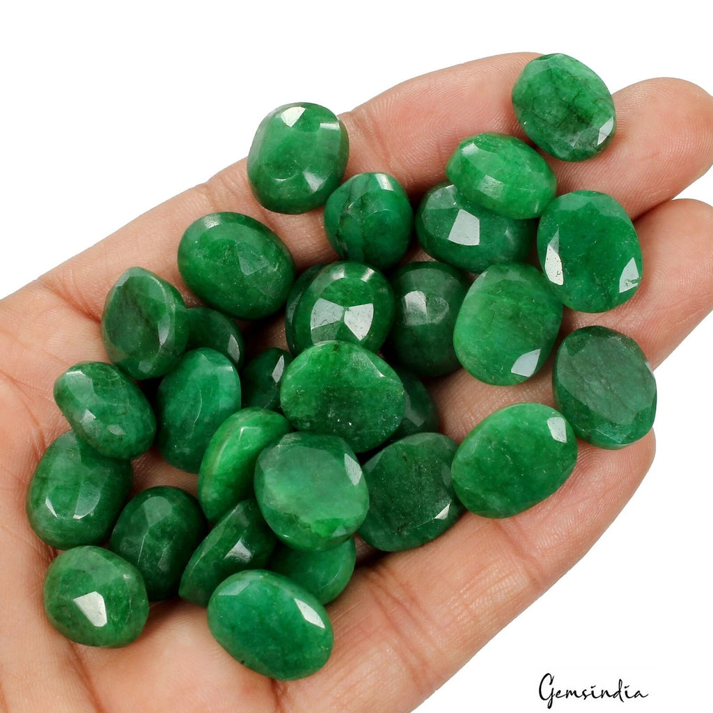Emerald Lot, Loose Gemstone, Oval Cut, Color Enhanced — 30 Pieces, 14mm to 16mm, 340 Ct, Colombia
