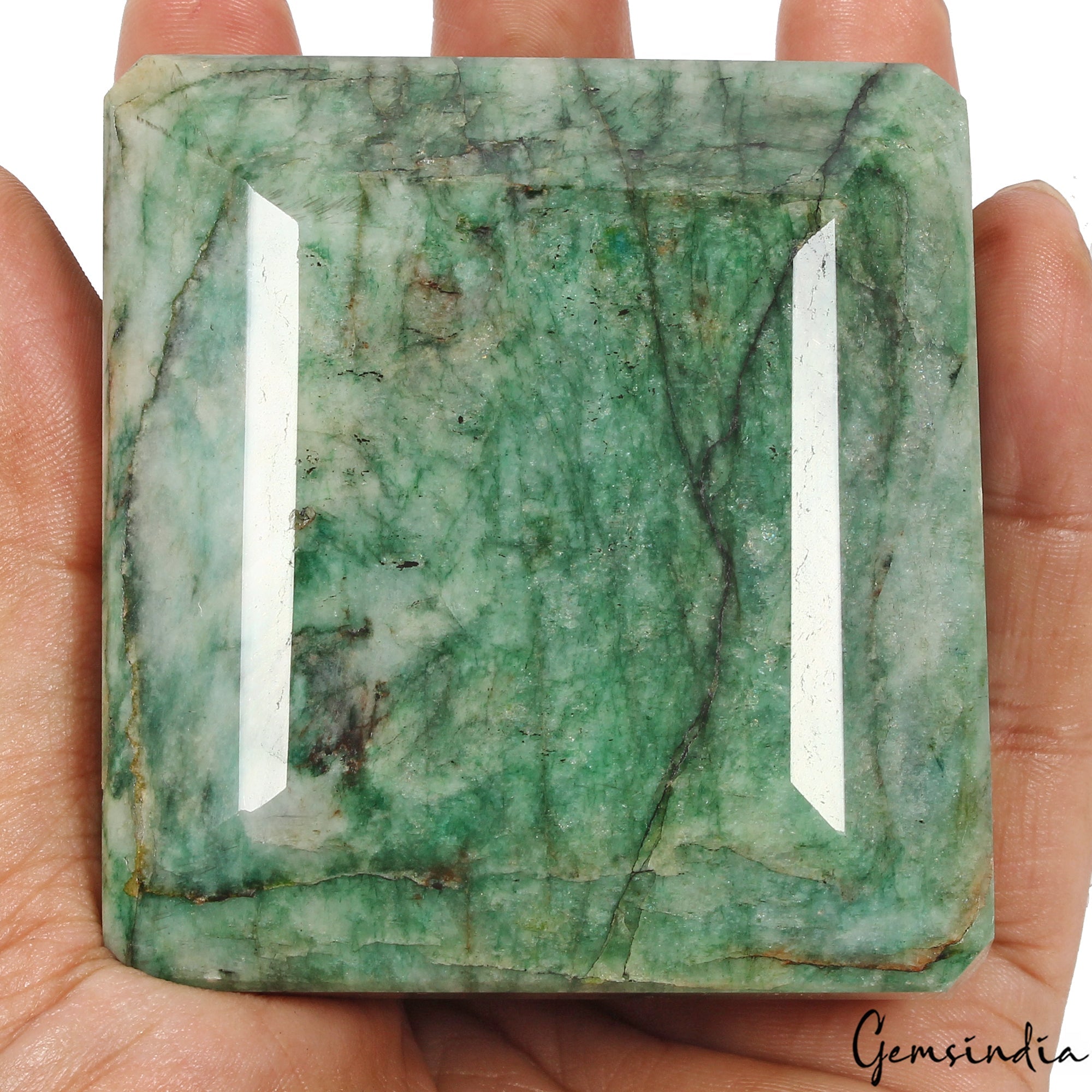 2650 Cts Natural Brazilian Green Emerald Octagon Cut Museum Size Earth mined Gem