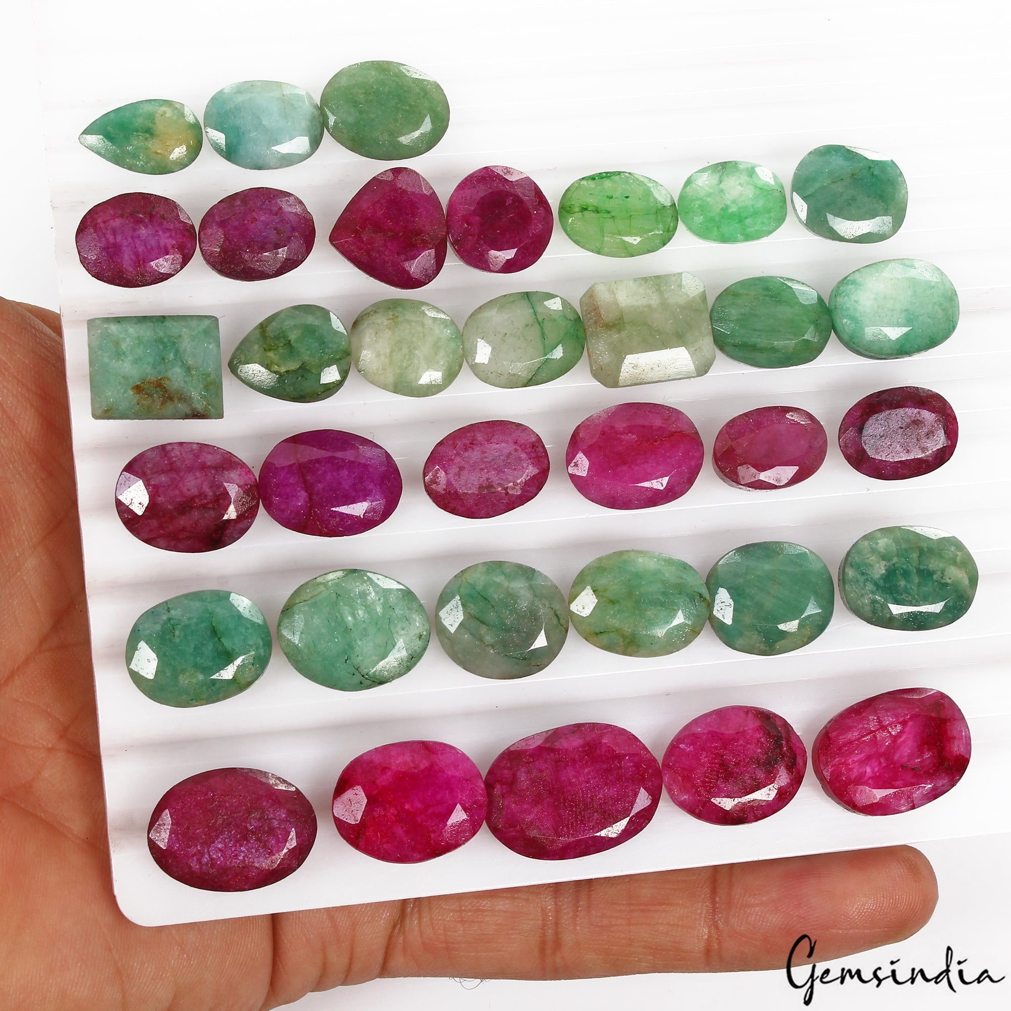 280 Ct/34 Pcs Natural Red Beryl/Green Emerald Mix Cut Loose Gems Lot For Jewelry