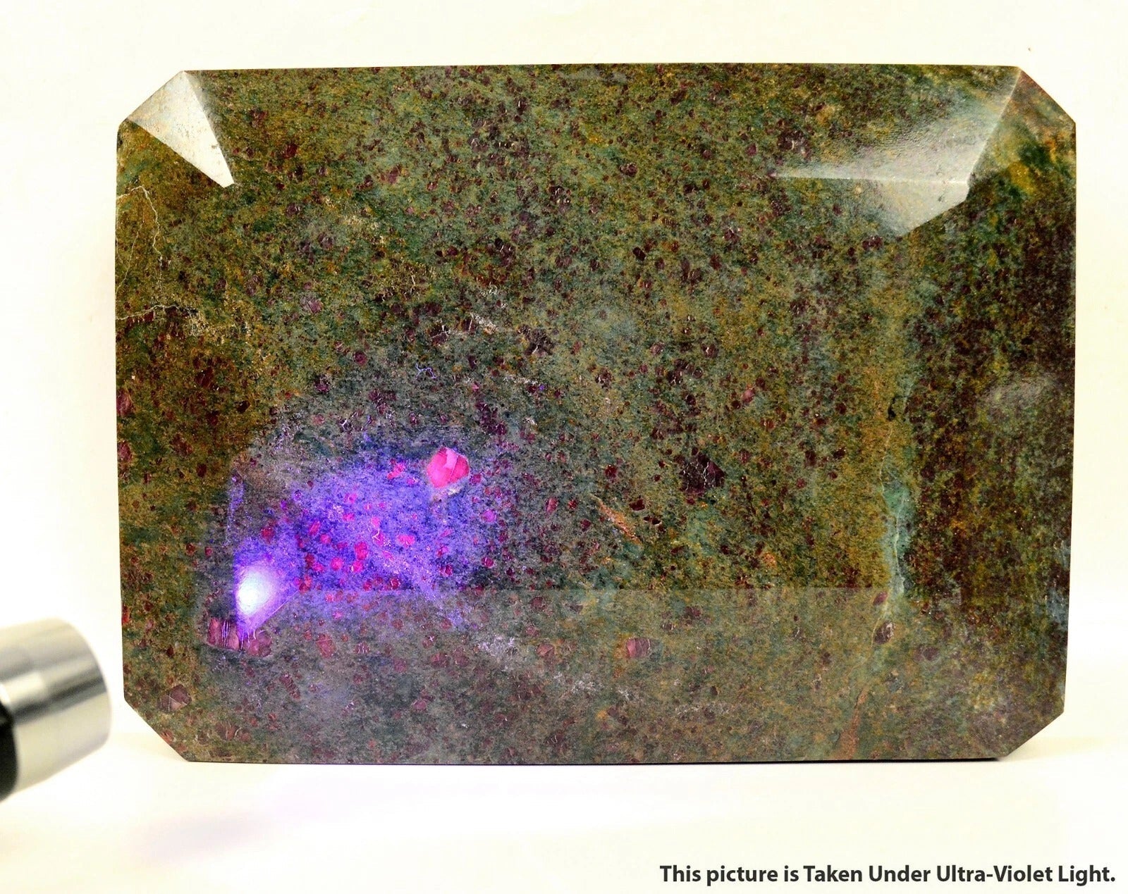 2.9Kilo~Rare Natural Ruby Fuchsite Earth Mined Octagon Cut Museum Grade Gemstone