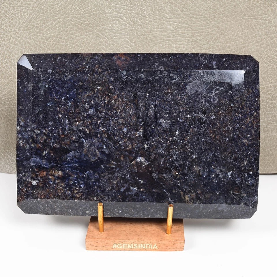 Huge 4.3 Kg Natural Blue Sapphire Octagon Museum Size Loose Earth mined Gemstone