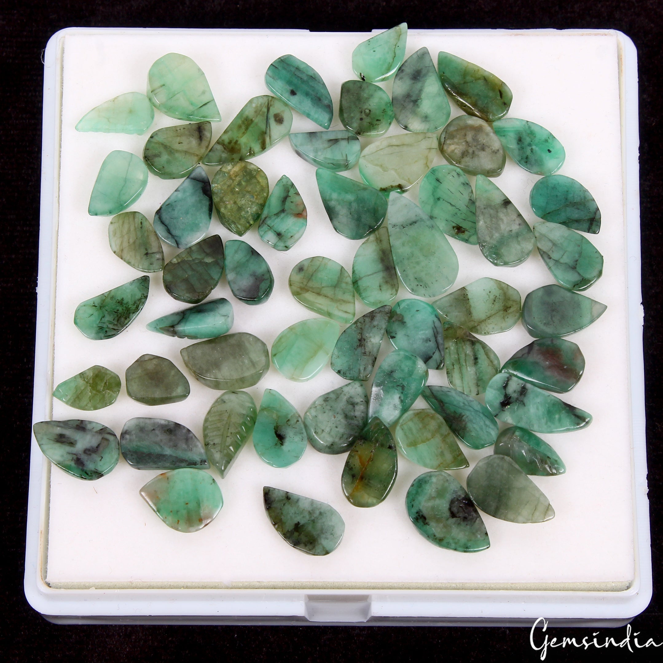 125.30 Ct Natural Brazilian Green Emerald Pear Leaf Carved Untreated Loose Gems