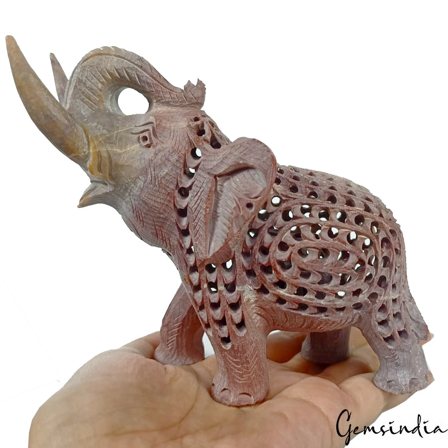 Soapstone Elephant Figurine — 135x122x65mm, 1680 Ct, India