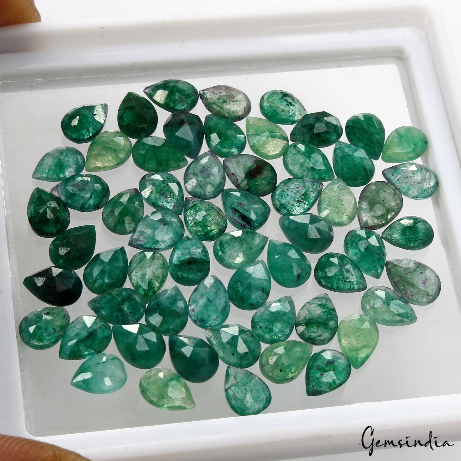 Colombian Emerald Lot, Loose Gemstone, Green — 56 Pieces, 6mm To 7mm, 35.60 Ct, Colombia