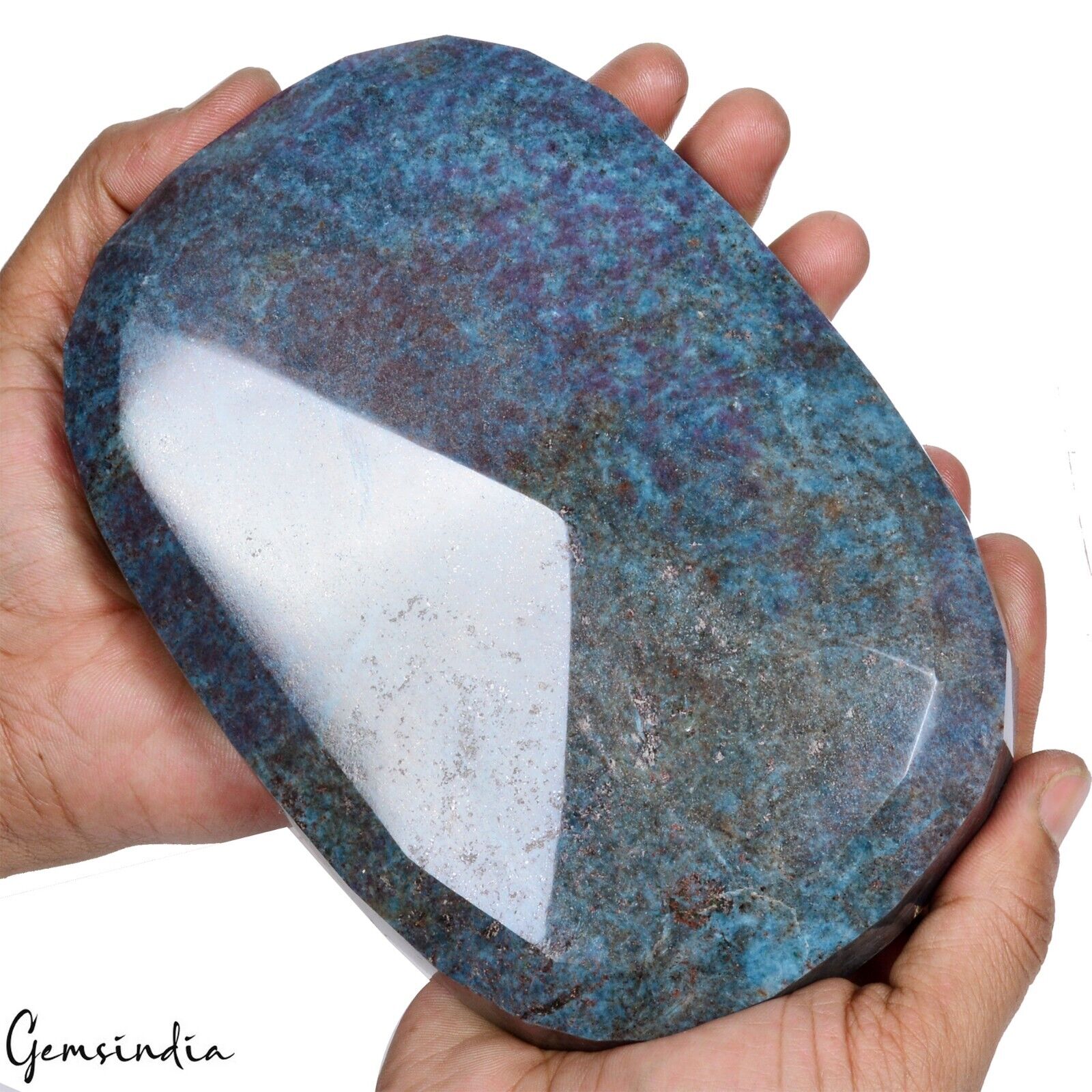 Ruby Kyanite Loose Gemstone, Untreated — 2 Kg