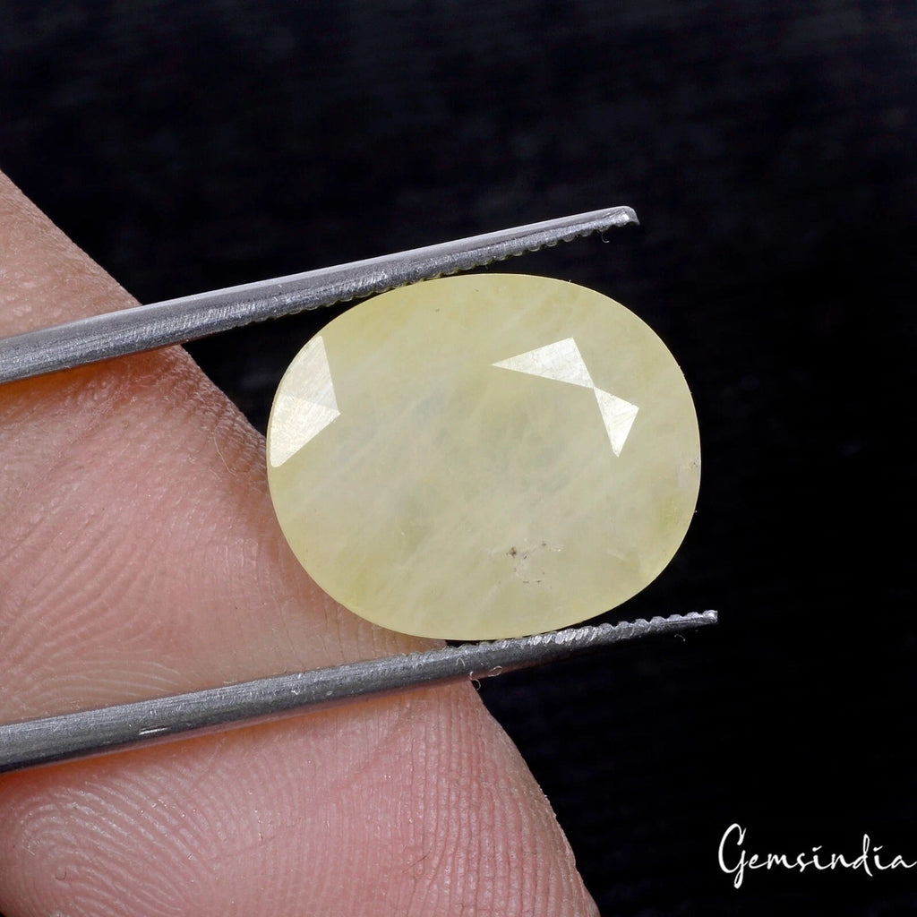 Certified 10.80 Cts Natural Ceylon Lemon Yellow Sapphire(Pukhraj) Oval Loose Gem