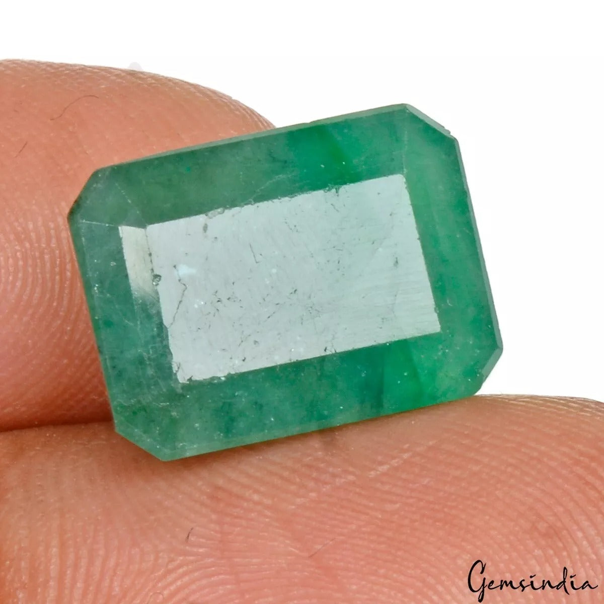 Emerald Loose Gemstone, Untreated — 15x11x7 mm, 11.70 Ct, Zambia