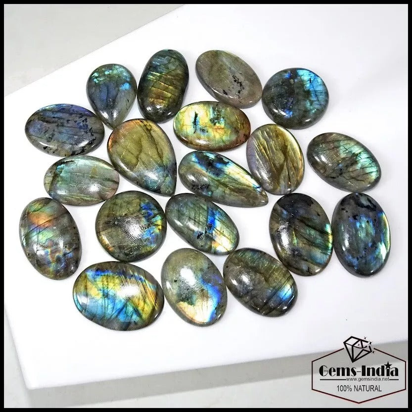 Labradorite Lot, Cabochon, Untreated — 19 Pieces, 25mm to 36mm, 700 Ct