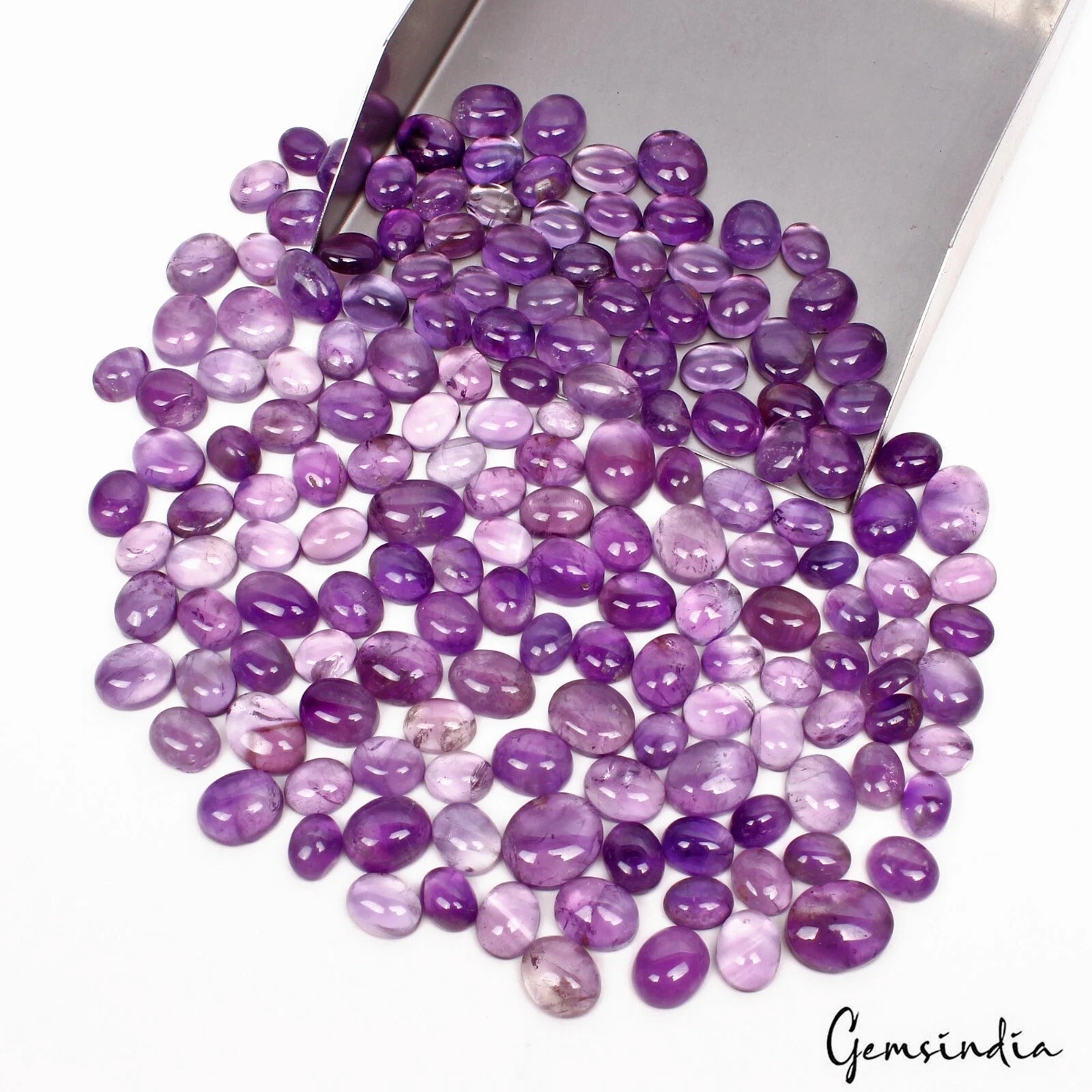 500 Cts/165 Pcs Natural Untreated Purple Amethyst Oval Cab Gemstones for Jewelry