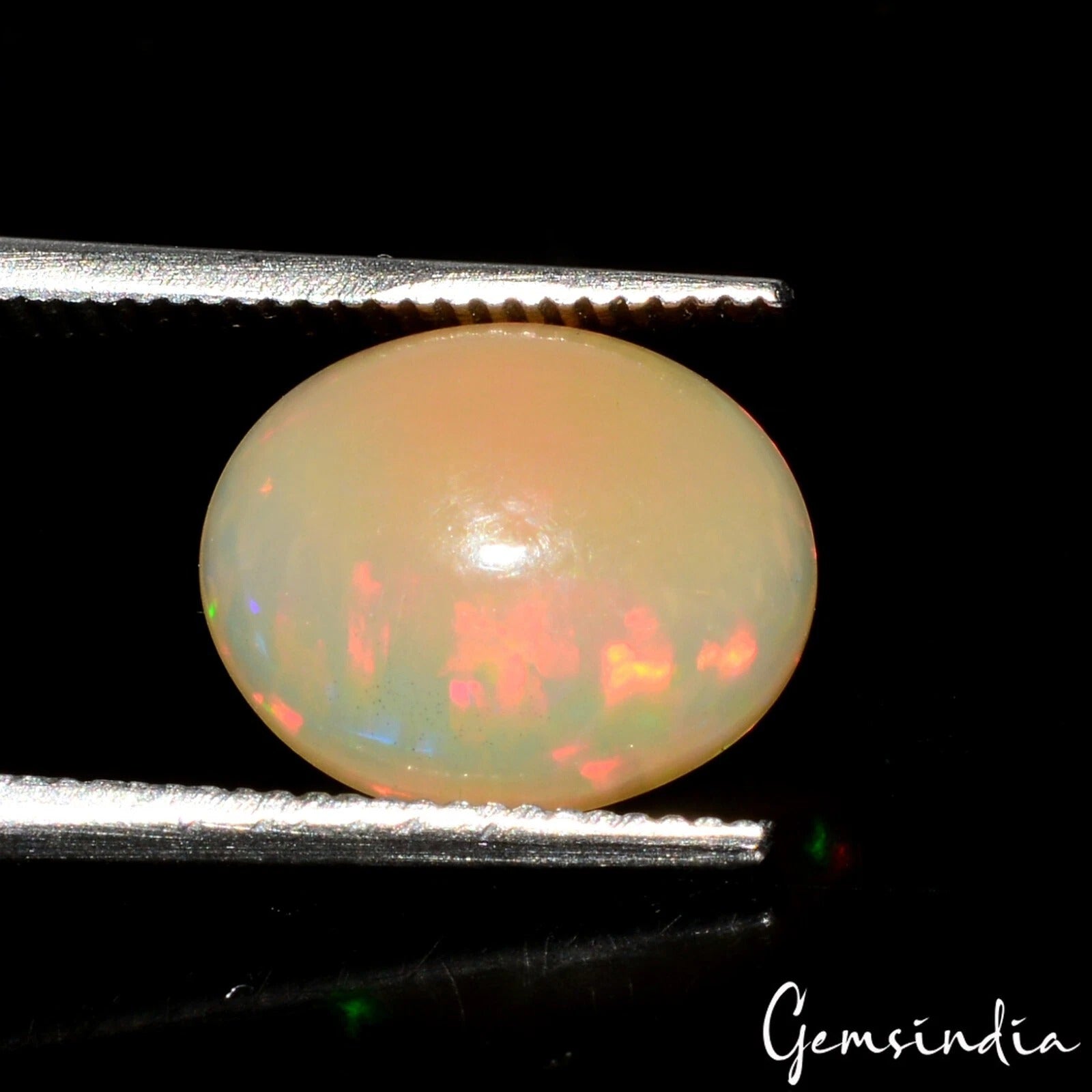Ethiopian Opal Cabochon — 10x8x3 mm, 1.30 Ct, Ethiopia