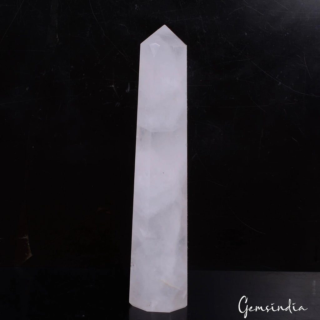 White Quartz Carving, Untreated — 4.75 x 0.9 Inch, 640 Ct