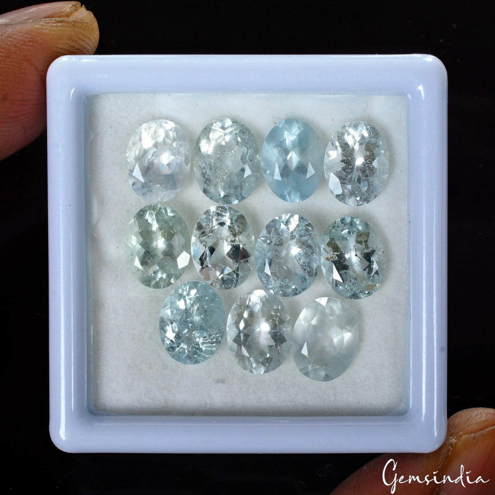 Aquamarine Lot, Loose Gemstone, Oval Cut, Untreated — 11 Pieces, 8mm to 9mm, 17.30 Ct, Brazil