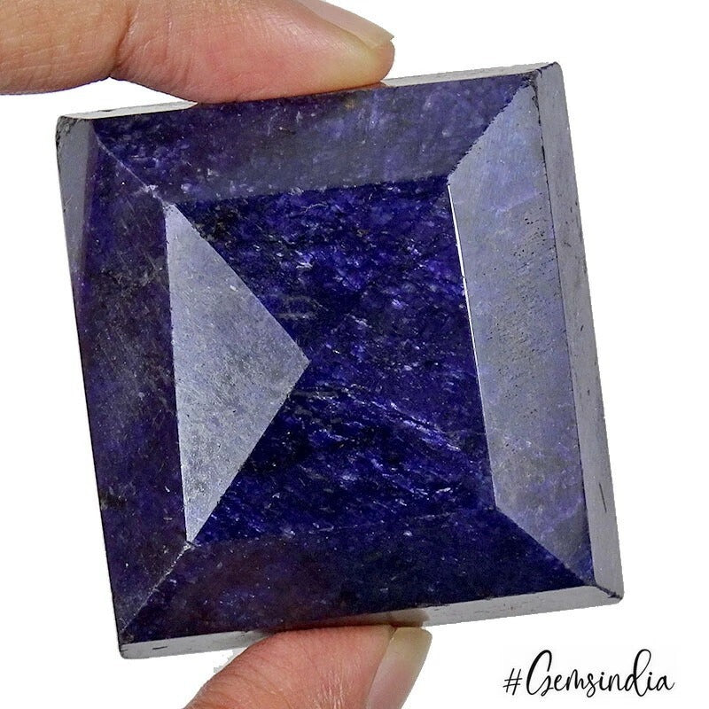 Big Size Natural Blue Sapphire Rectangular Cut 700 Ct Certified Loose Gemstone