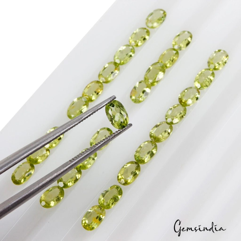 Peridot Lot, Loose Gemstone, Oval Cut, Untreated — 27 Pieces, 6 x 4 mm, 12.80 Ct