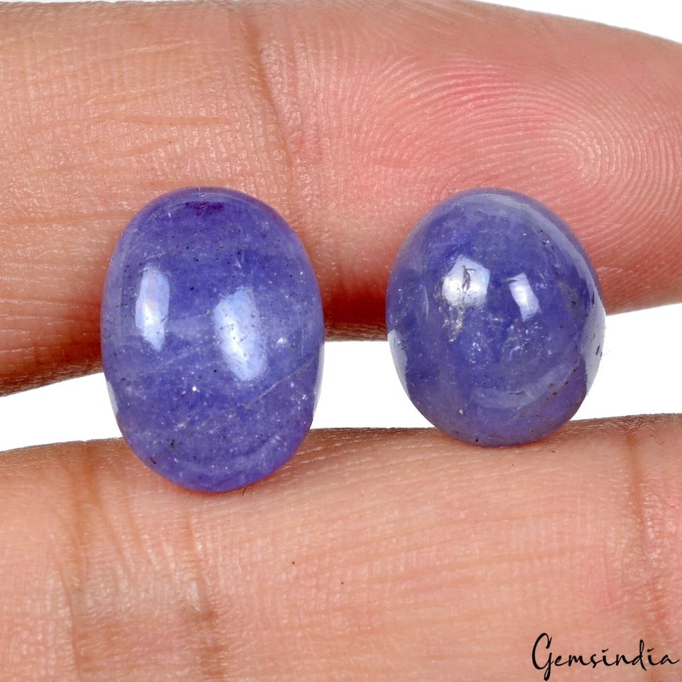 Tanzanite Lot, Cabochon, Untreated, Violet — 2 Pieces, 13mm to 15mm, 19.40 Ct, Tanzania