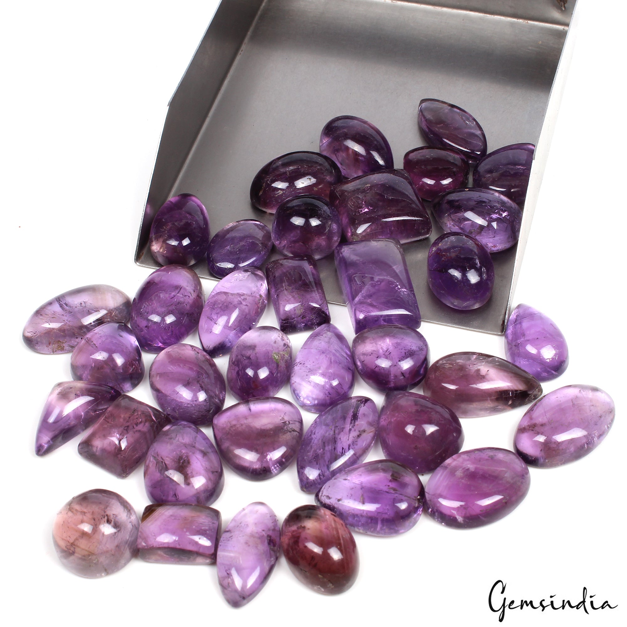 Amethyst Lot, Cabochon, Untreated, Purple — 36 Pieces, 15mm to 26mm, 800 Ct, Madagascar