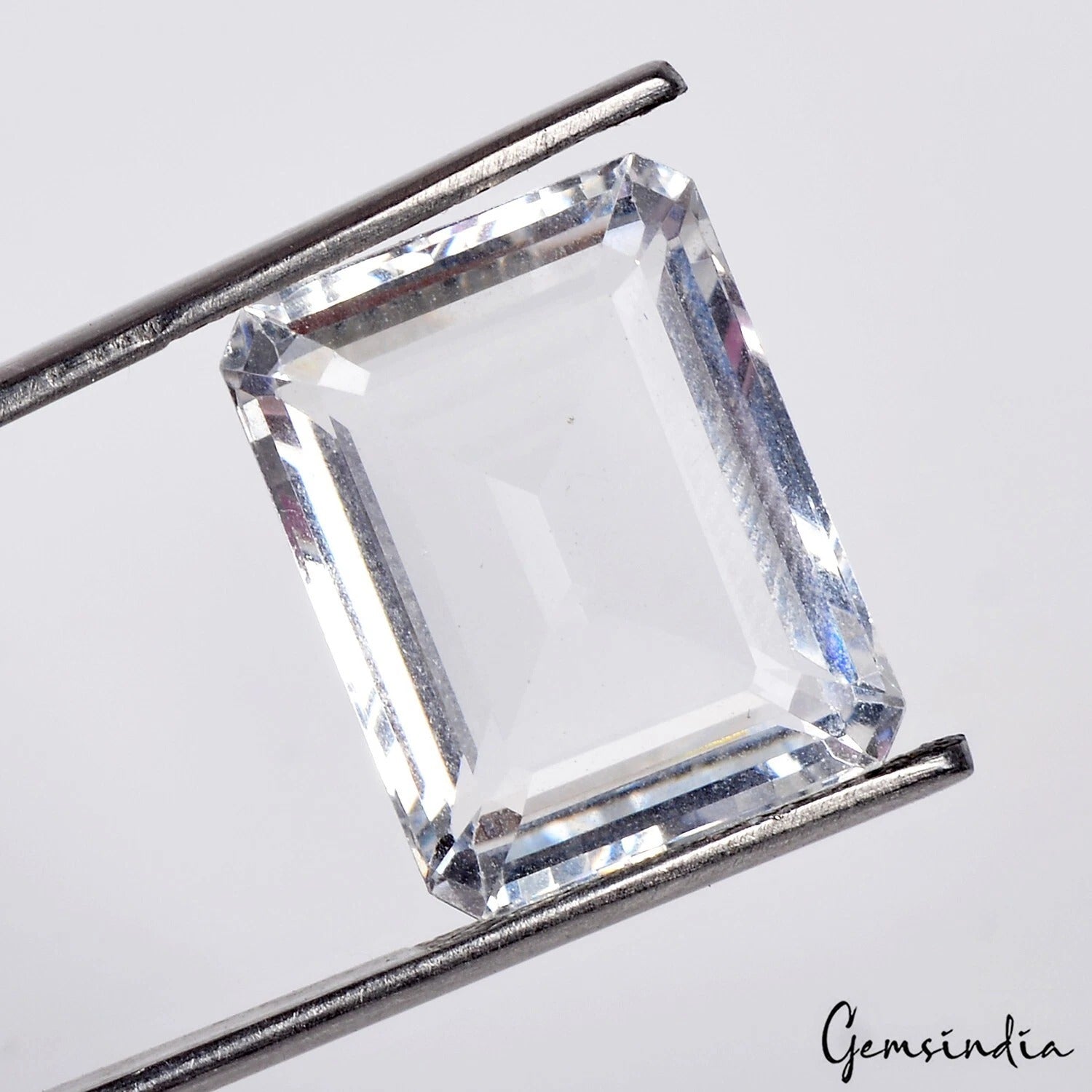 Aquamarine Loose Gemstone, Octagon cut, Untreated — 17x13x7 mm, 15.00 Ct, Brazil