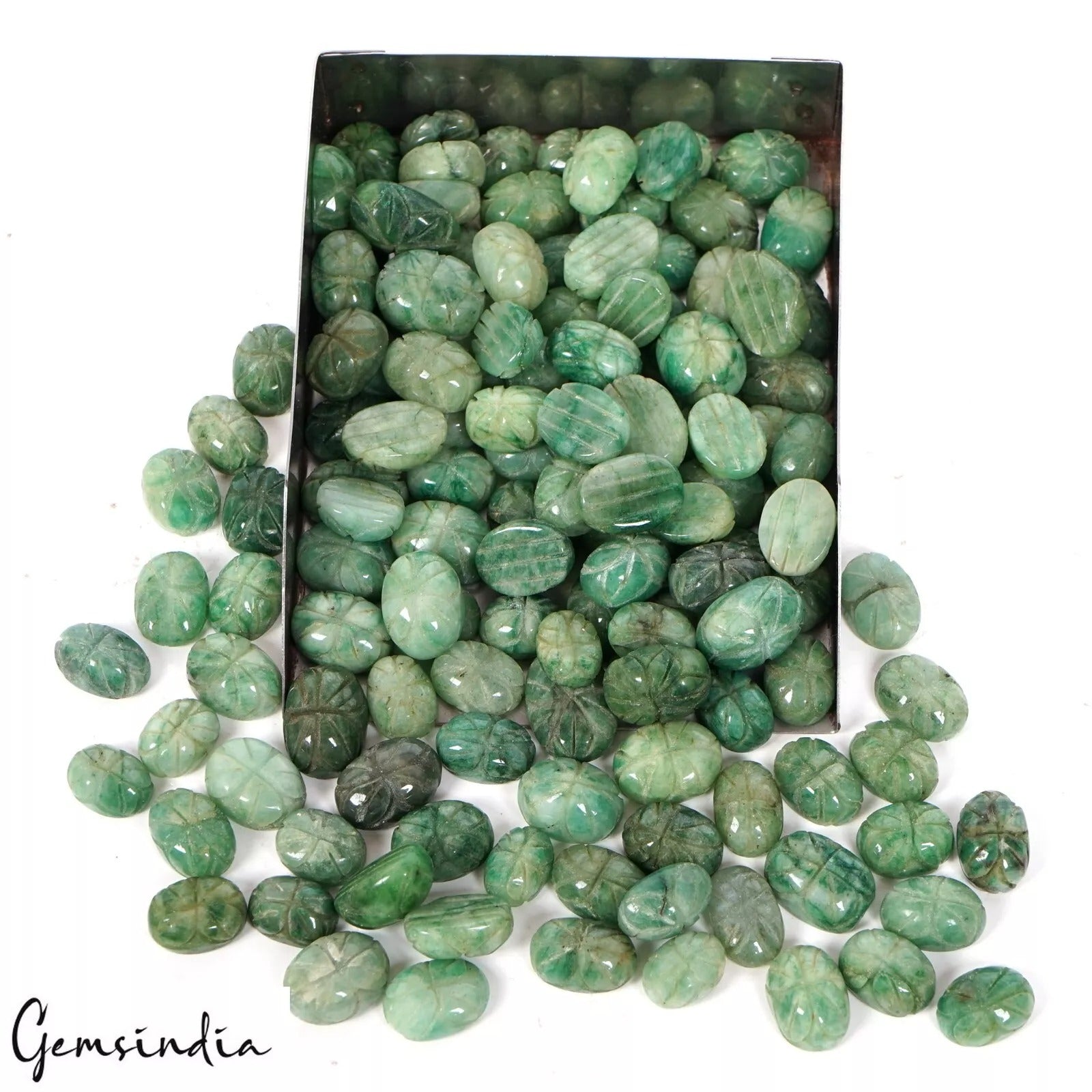 Emerald Lot, Loose Gemstone, Green — 132 Pieces, 13mm to 19mm, 1500 Ct, Brazil