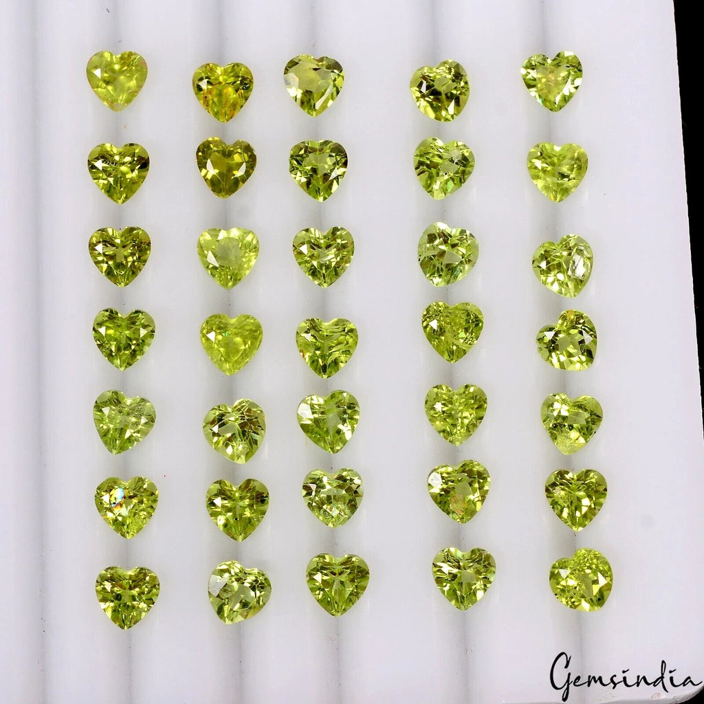Peridot Lot, Loose Gemstone, Green — 35 Pieces, 5mm, 18.20 Ct