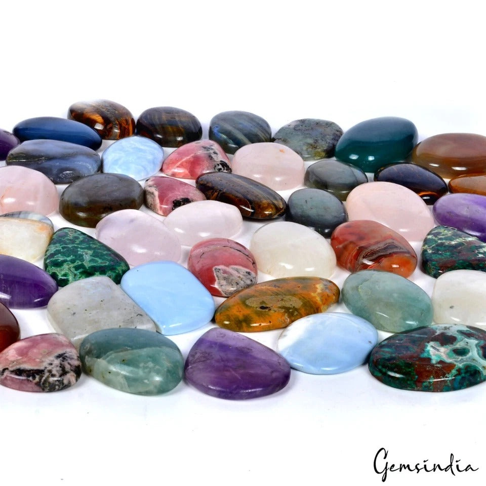 Onyx Lot, Cabochon, Untreated, Multi-Color — 49 Pieces, 27mm to 46mm, 2500 Ct
