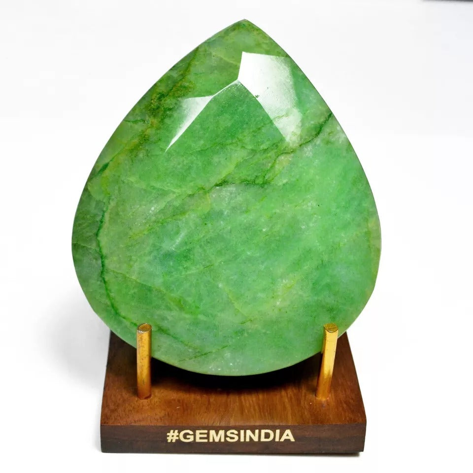 Certified 2910 Cts Natural Brazilian Top Green Huge Emerald Pear Museum Size Gem