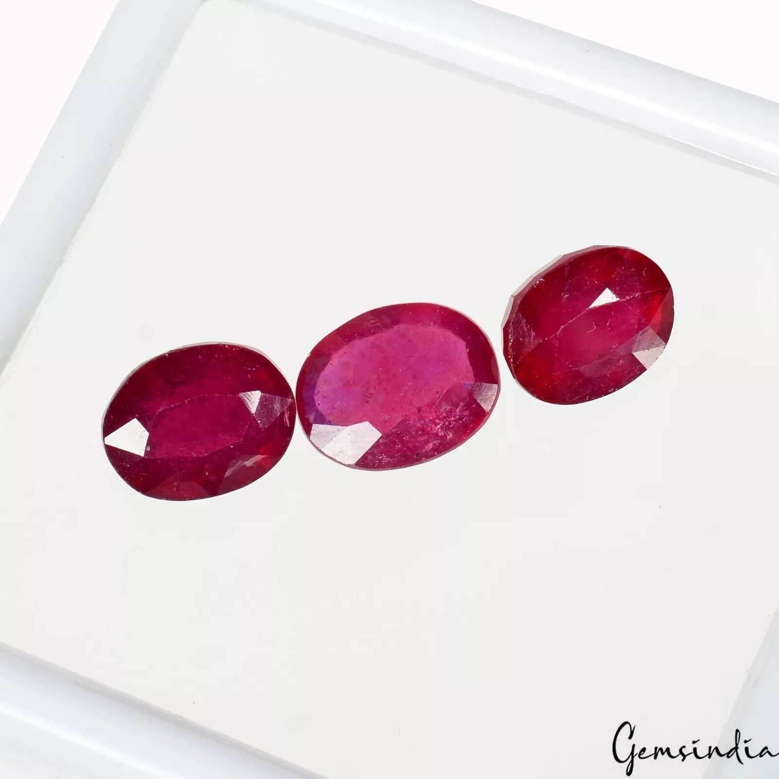 Natural Mozambique Ruby 11-13mm Oval Sparkling Red Gemstones 21.60 Ct excl