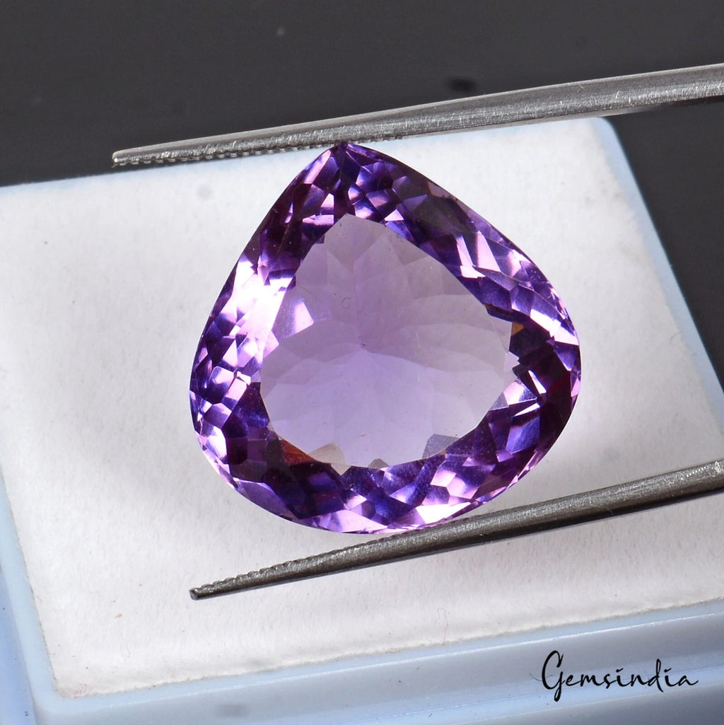 Amethyst Loose Gemstone, Untreated, Purple — 19 x 18 x 10mm, 21.00 Ct