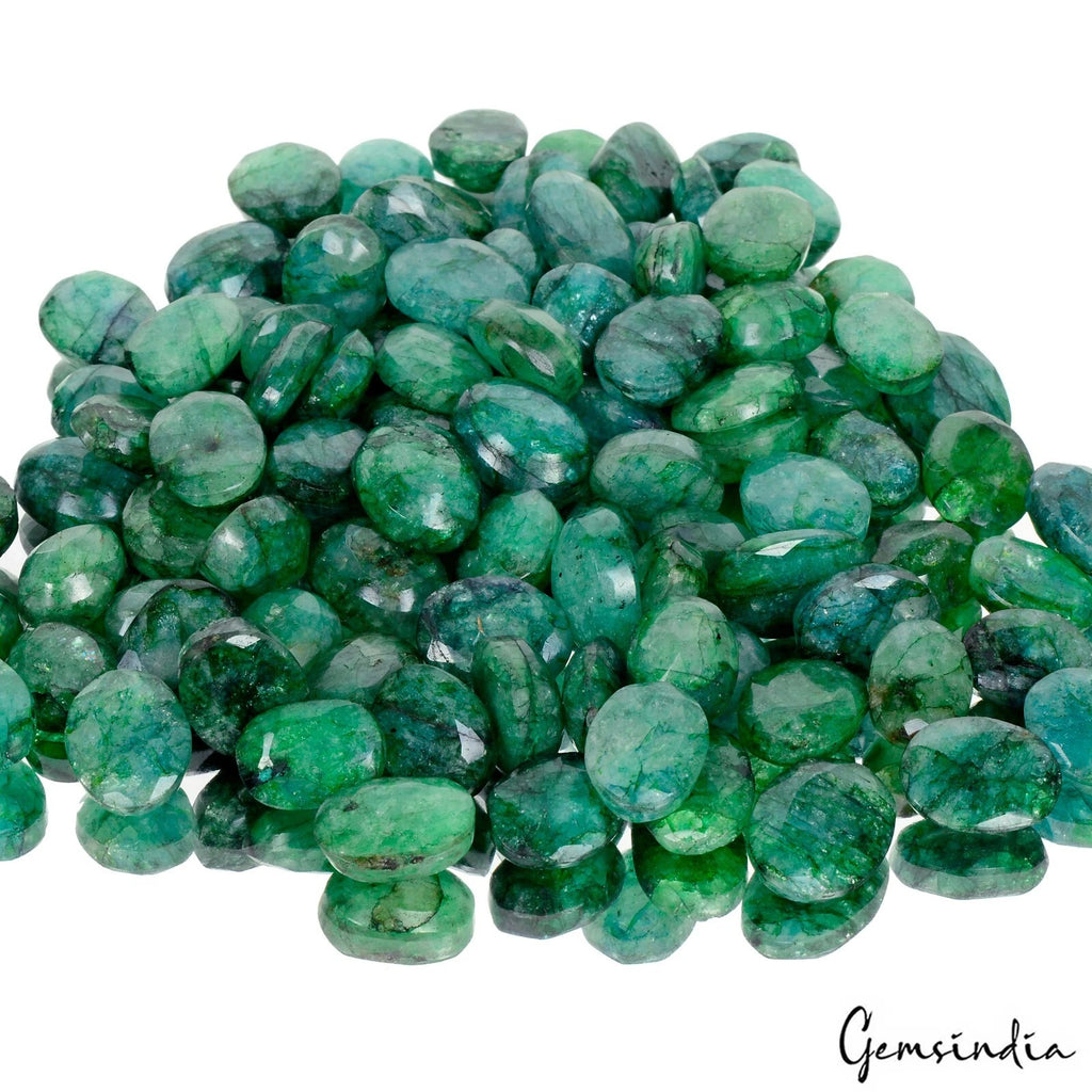 Colombian Emerald Lot, Loose Gemstone, Oval Cut, Color Enhanced — 100 Pieces, 13mm to 19mm, 1100 Ct, Colombia