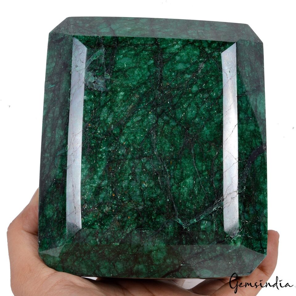 4.43 Kg Natural Brazilian Bottle Green Emerald Octagon Cut Museum Size Loose Gem