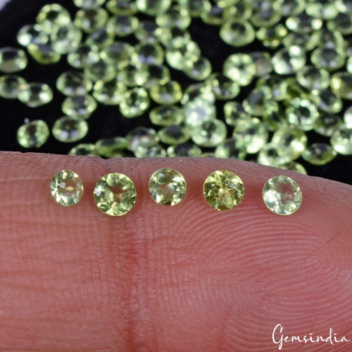 10.90 Cts/121 Pcs Natural Green Untreated Peridot Round Calibrated 2.5 mm Gems