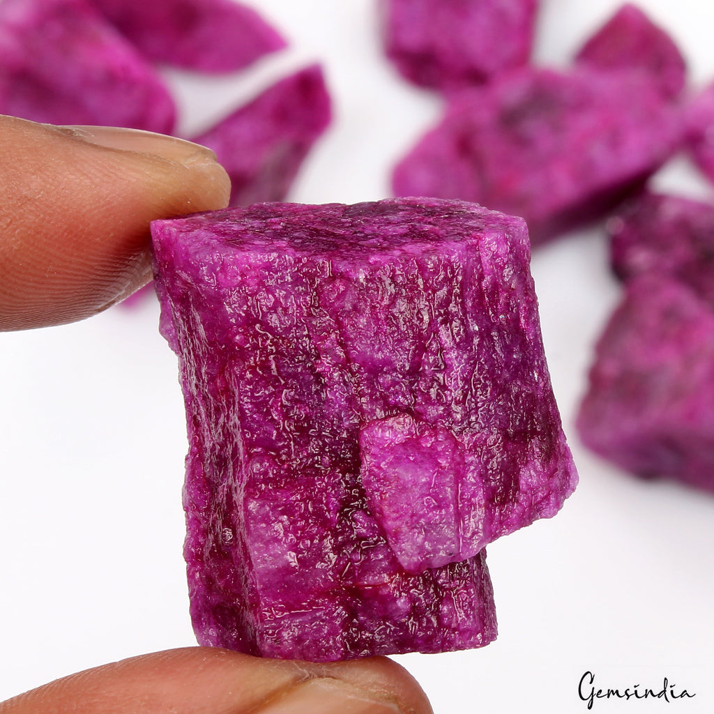 Red Beryl Rough Collection 1500Ct Natural Crystals Mineral Specimen Raw Gems Lot