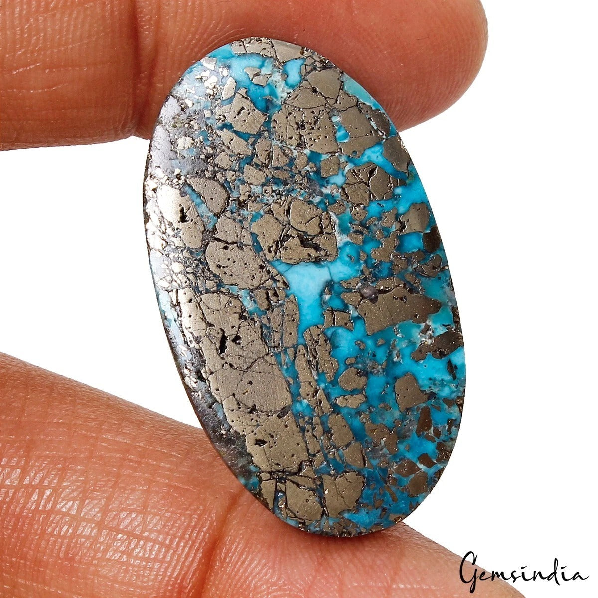 Turquoise Cabochon, Oval cabochon, Untreated — 35x20x4 mm, 39.00 Ct