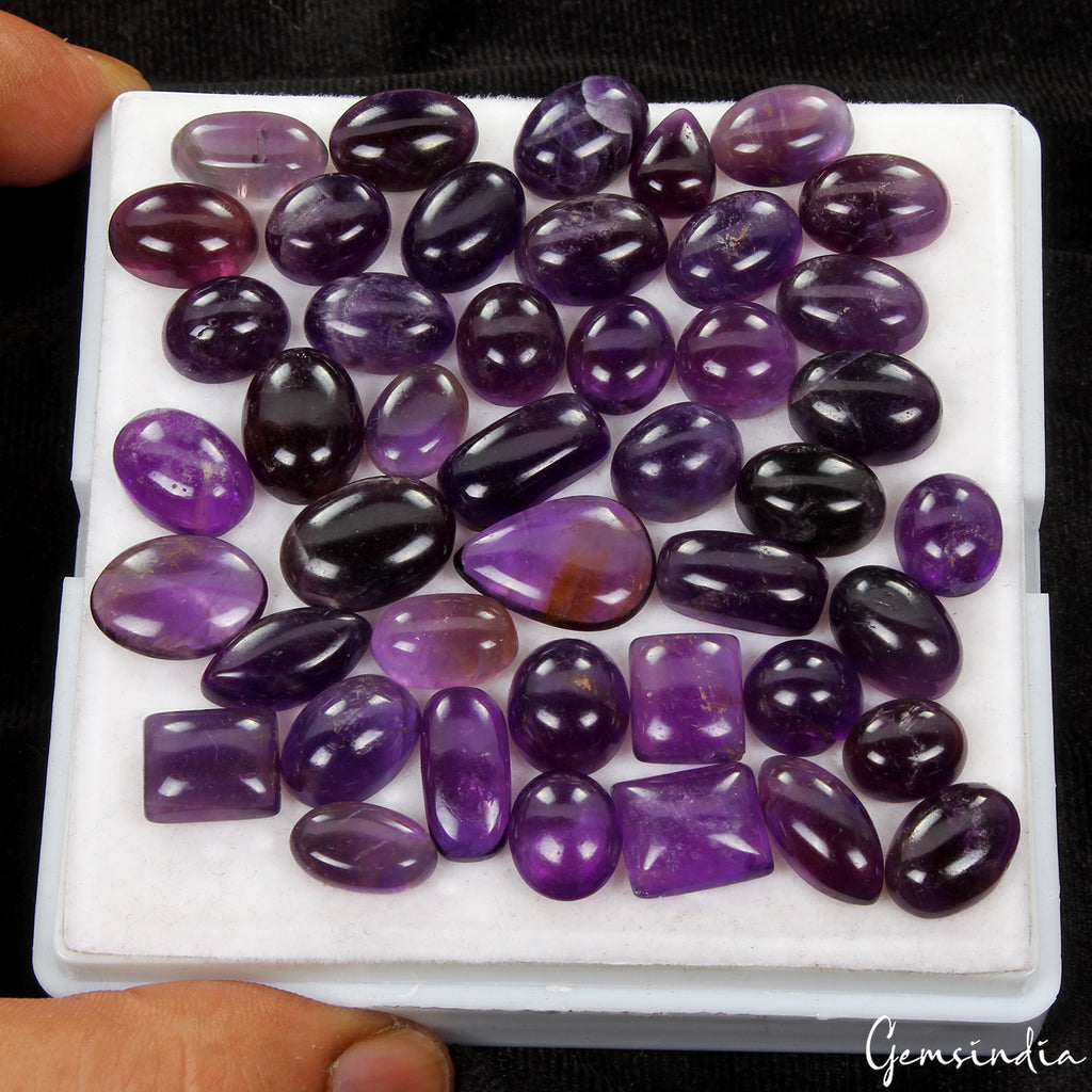 Amethyst Lot, Cabochon, Purple — 44 Pieces, 10mm to 18mm, 260 Ct, Madagascar