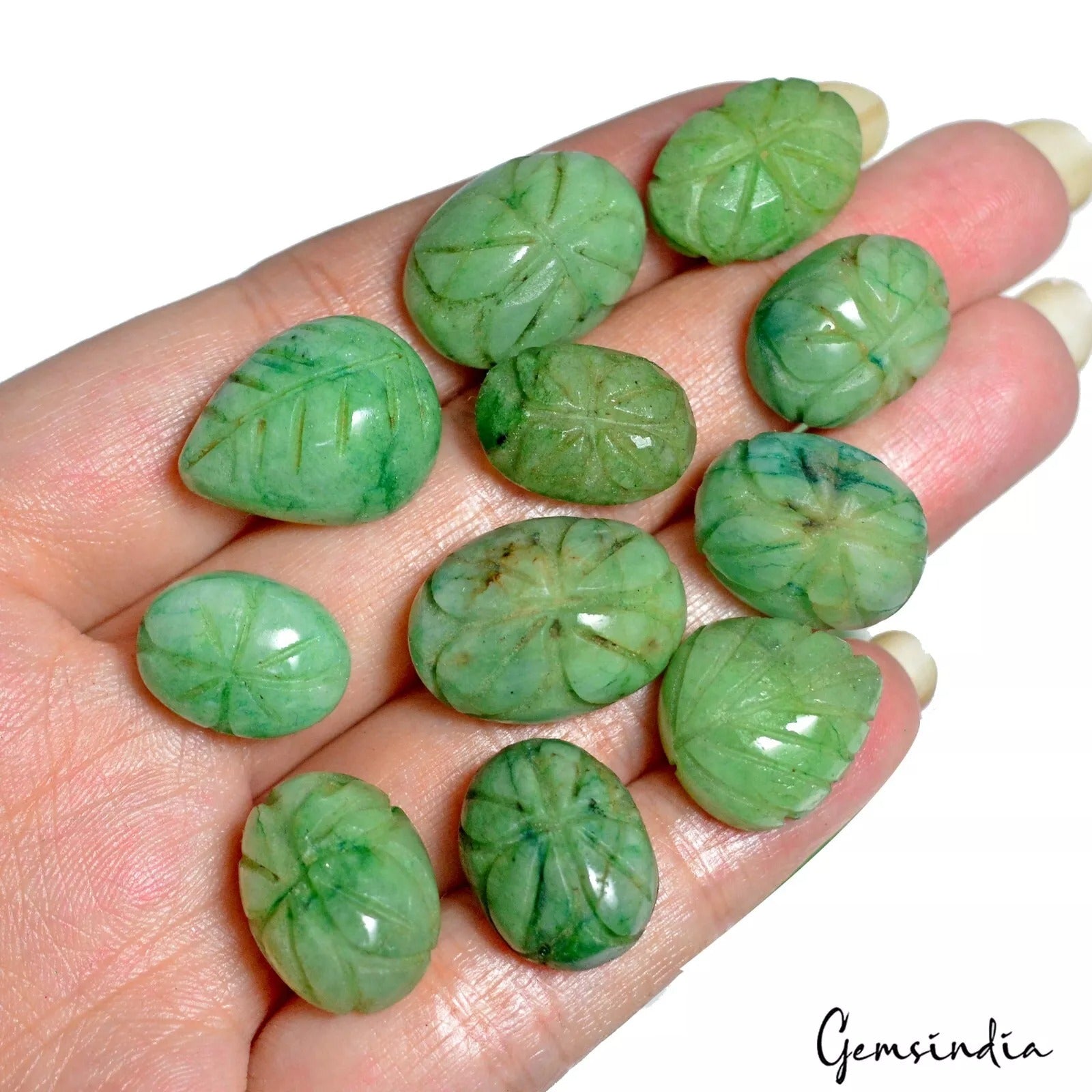 Brazilian Emerald Loose Gemstone, Green — 14mm to 20mm, 420 Ct, Brazil