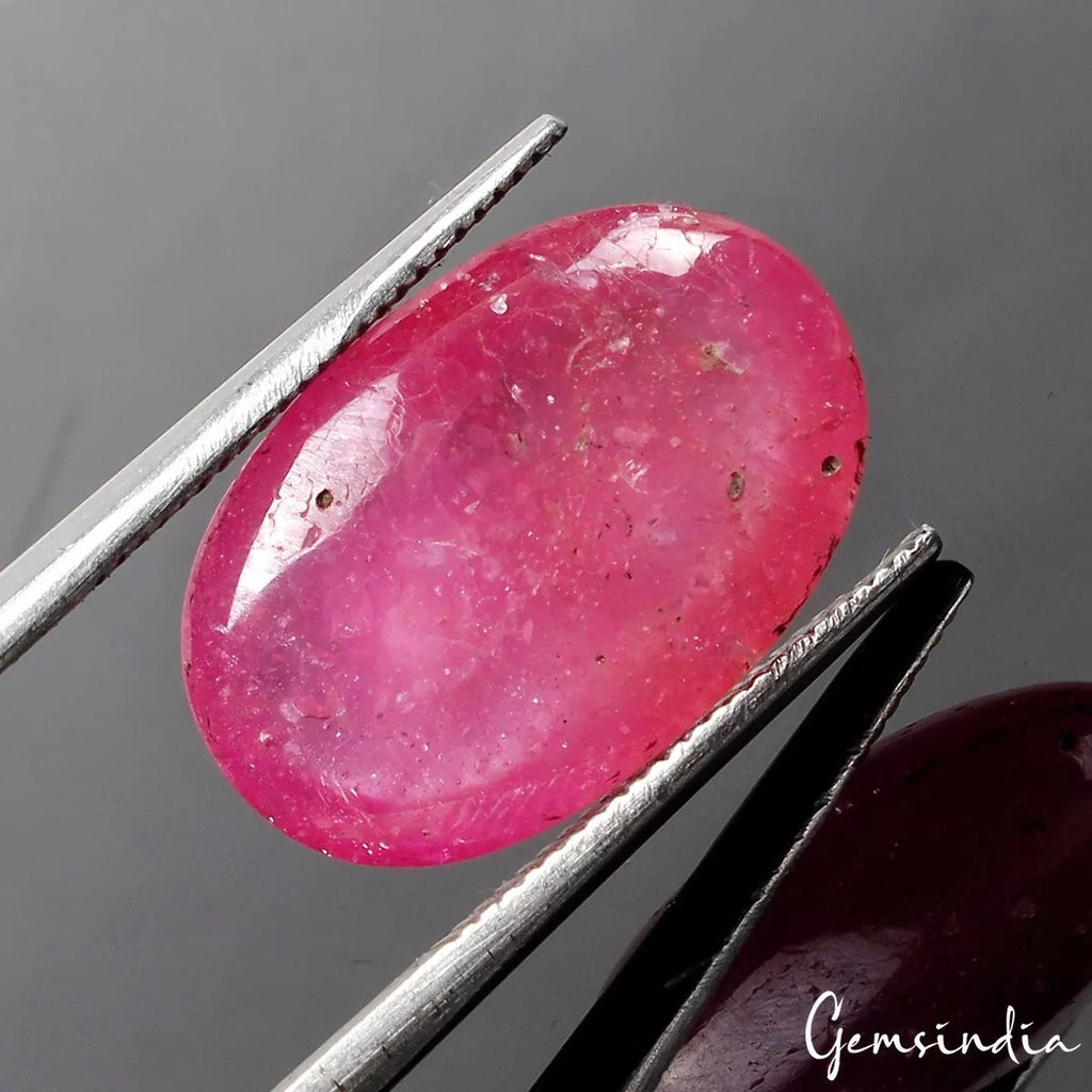 Ruby Cabochon, Oval Cabochon, Heated — 16x10x5 mm, 9.20 Ct, Mozambique