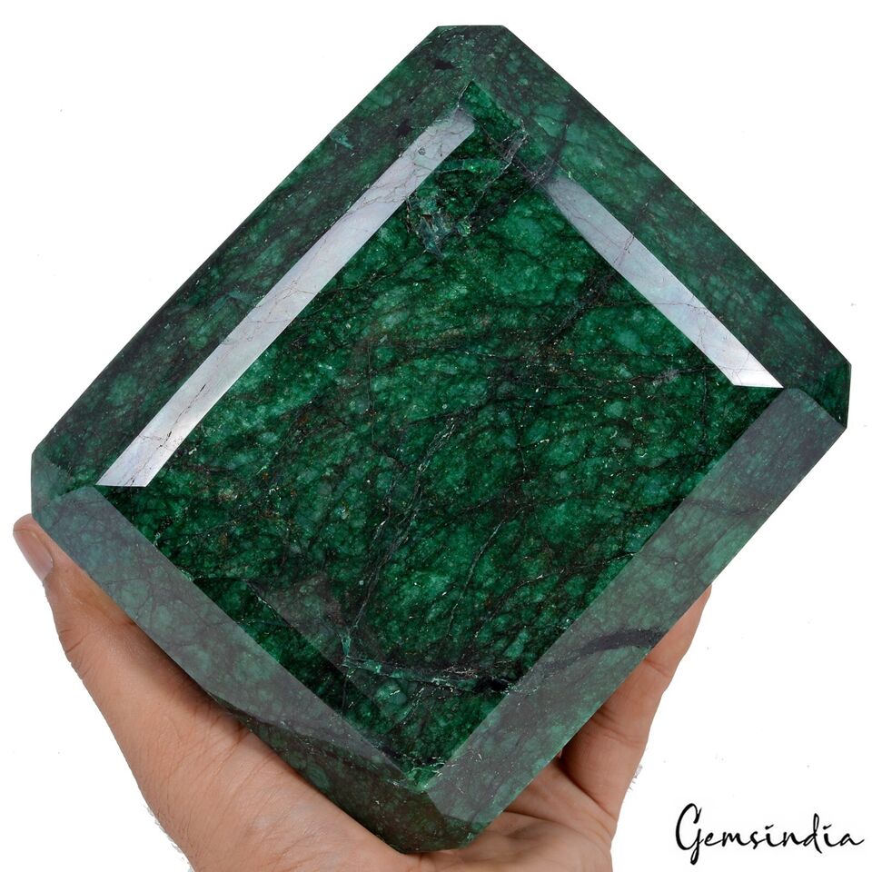 4.43 Kg Natural Brazilian Bottle Green Emerald Octagon Cut Museum Size Loose Gem