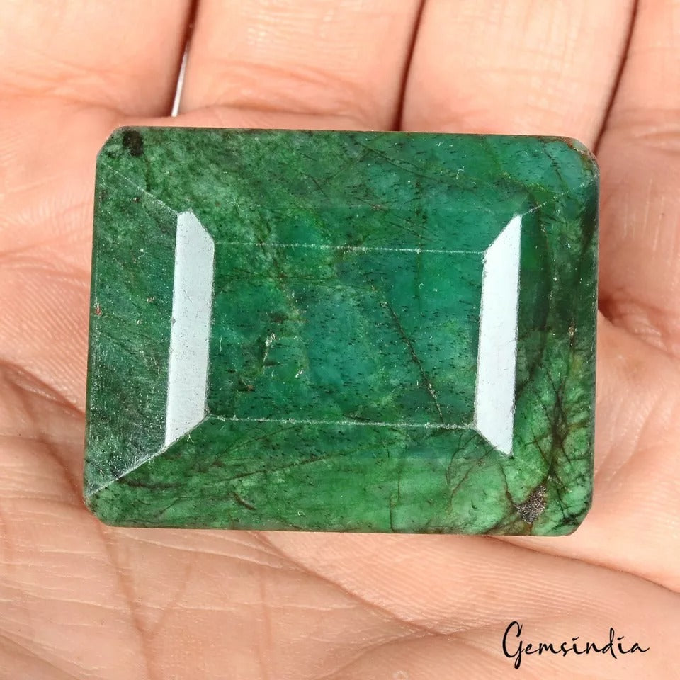 261.50 Ct. Natural Green Emerald Octagon Cut Earth Mined Pendant Size Gemstone