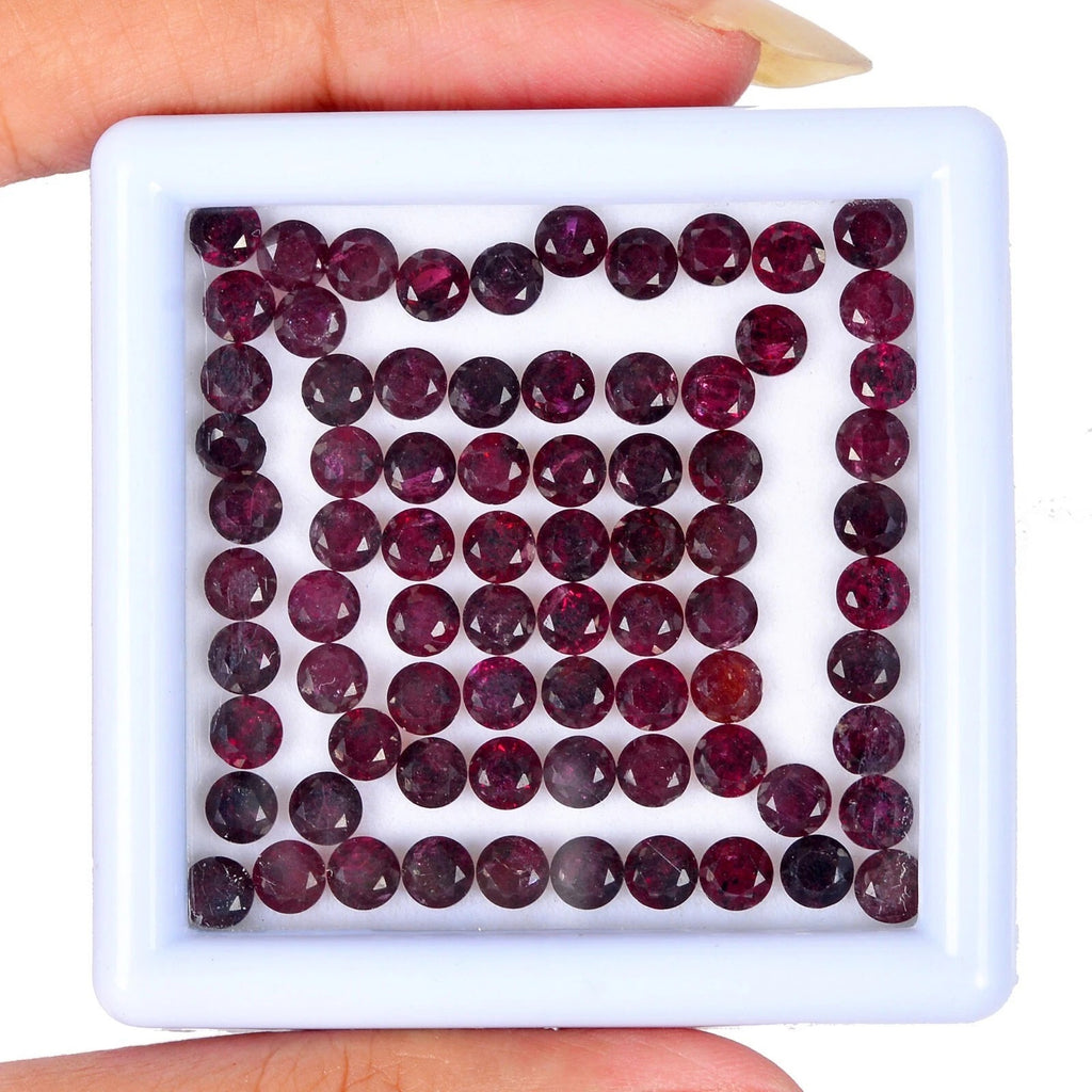 Rhodolite Garnet Lot, Loose Gemstone, Round Cut, Untreated — 76 Pieces, 4mm, 30.00 Ct, Mozambique