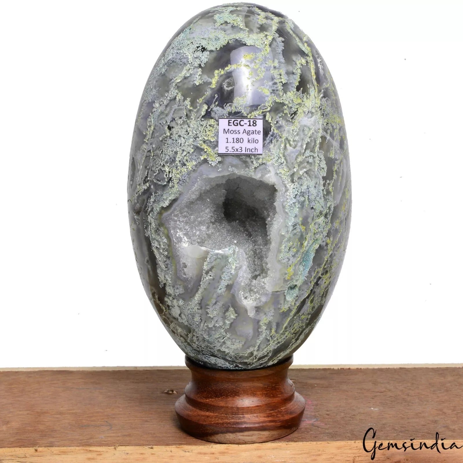Moss Agate Sphere, Untreated — 5.5 x 3 Inch, 1.180 Kg (5900 Ct)