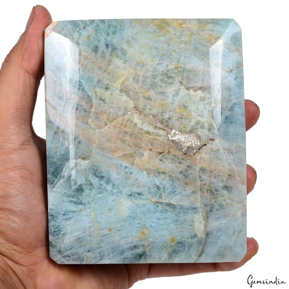 Beryl Loose Gemstone, Untreated, Bi-Color — 4.6x3.8x1.8 Inches, 4900 Ct (0.98 Kg), Brazil