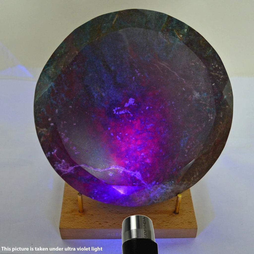 Ruby Kyanite Loose Gemstone, Round Cut, Untreated — 7.25x7.25x2 Inches, 22350 Ct (4.47 Kg), Madagascar